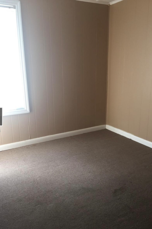 2413 Plantation Rd - Photo 5 of 7