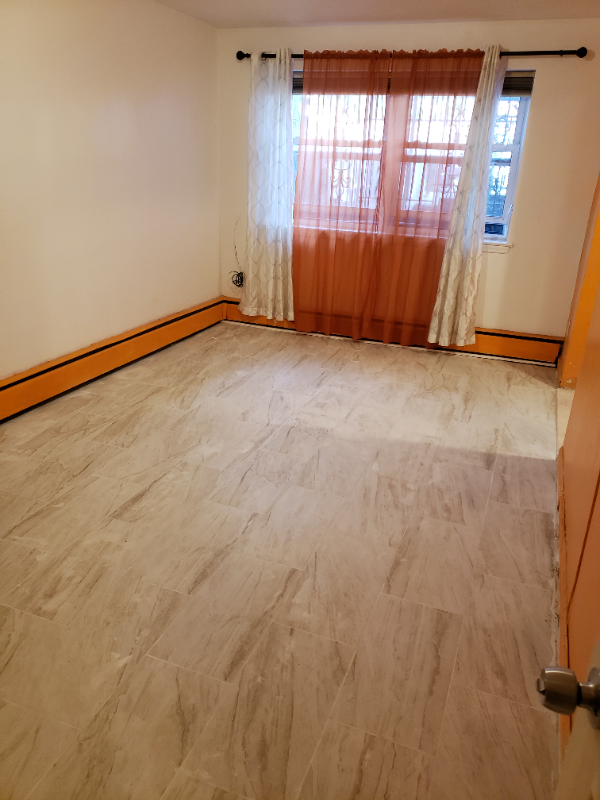 3041 Matthews Ave #1 - Photo 3 of 4
