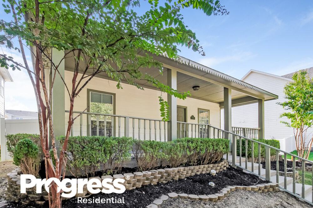 1732 Spanish Moss Way - Photo 3 of 16