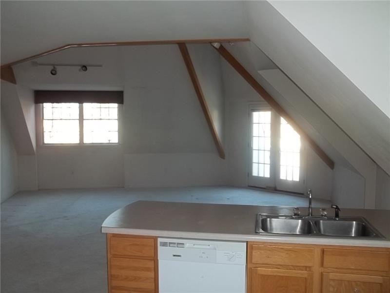 1 Idlewild - Photo 2 of 19