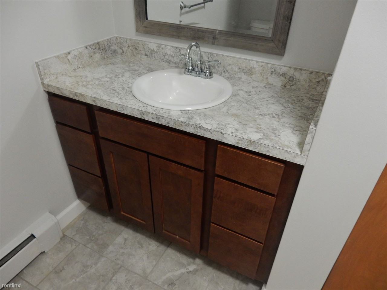 Elmhurst Apartments - Photo 3 of 10