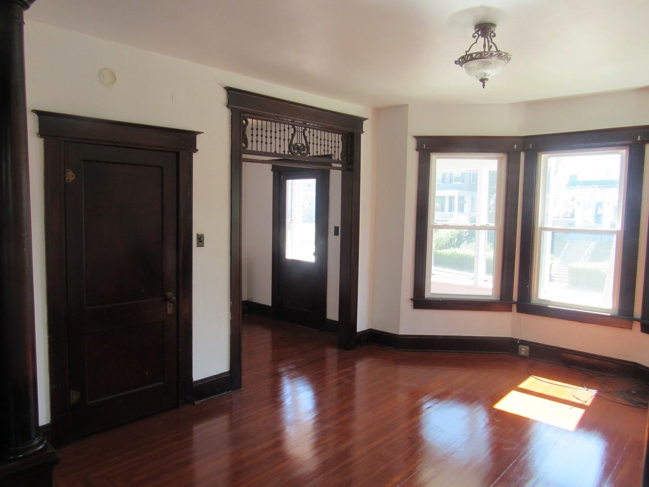 160 Green St #2 - Photo 2 of 11