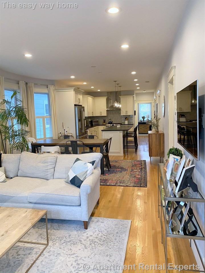 27 Cameron Ave - Photo 4 of 30