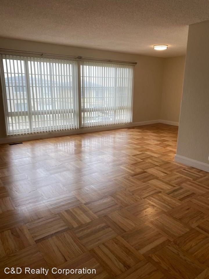 265 Belhaven Ave - Photo 3 of 12