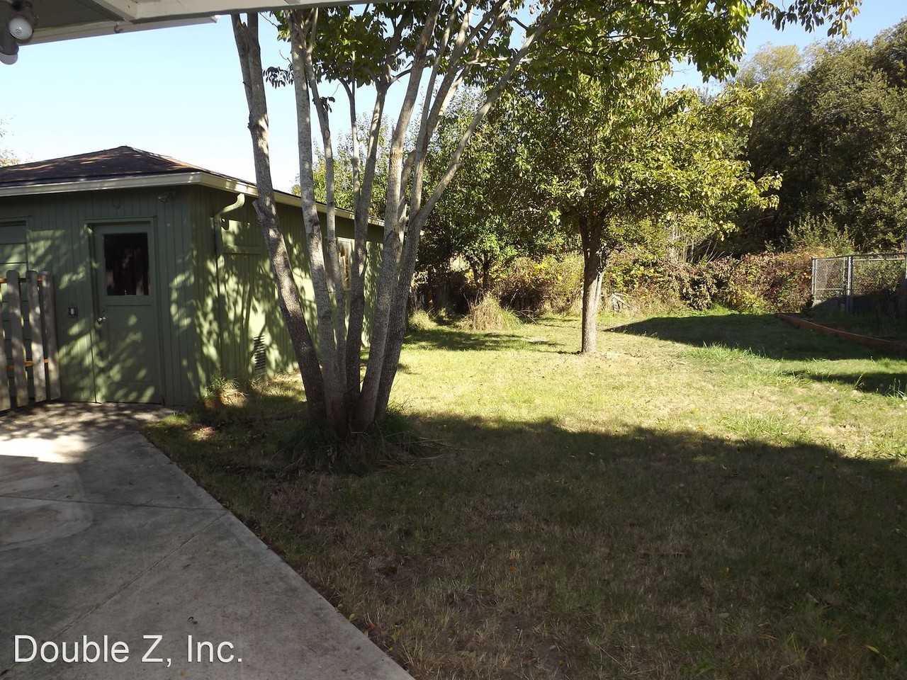 711 5th St - Photo 3 of 8