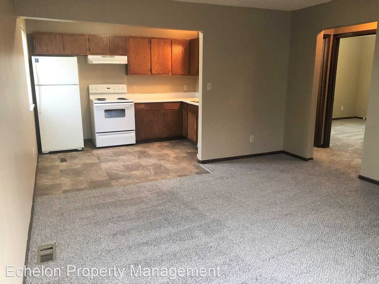 1215 1/2 N 7th - Photo 3 of 10