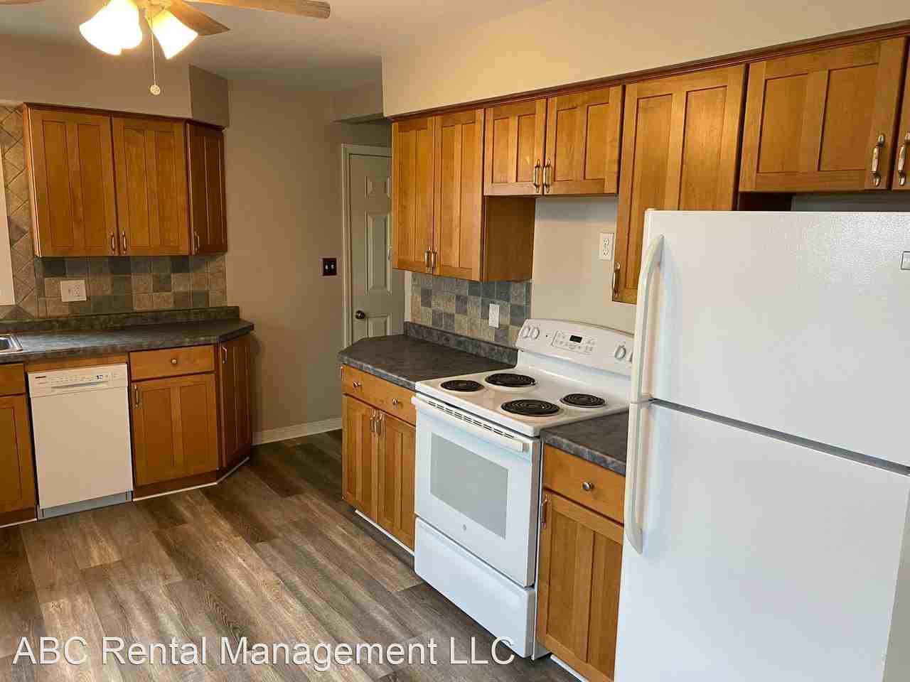 605-607 Pine Street - Photo 2 of 25