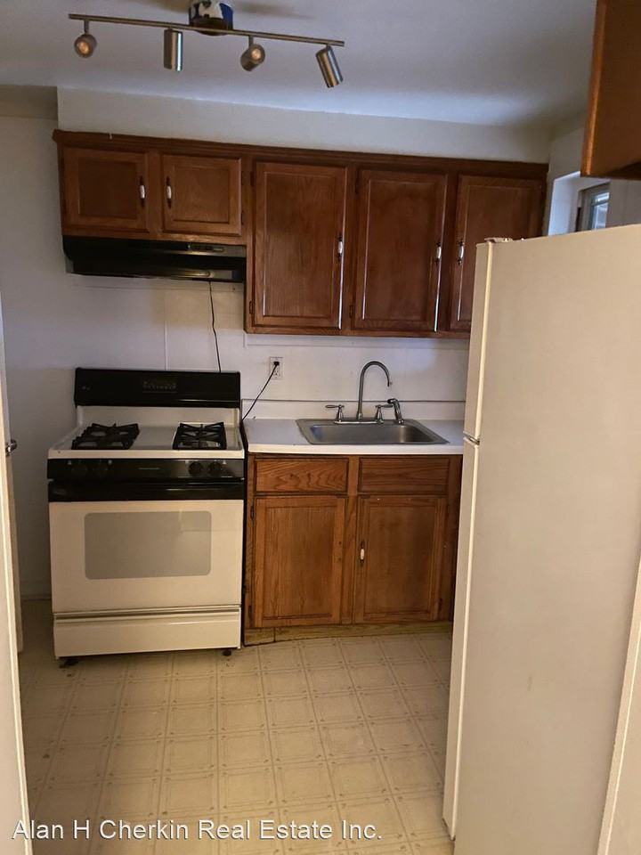 712 Stevens Ave - Photo 3 of 7