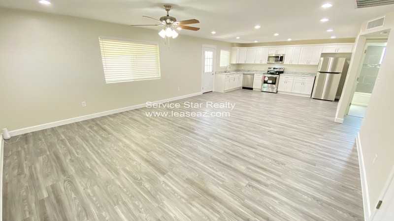 5936 W Seldon Ln - Photo 3 of 21
