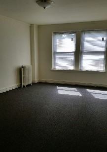 7020 South Jeffery Boulevard - Photo 2 of 5