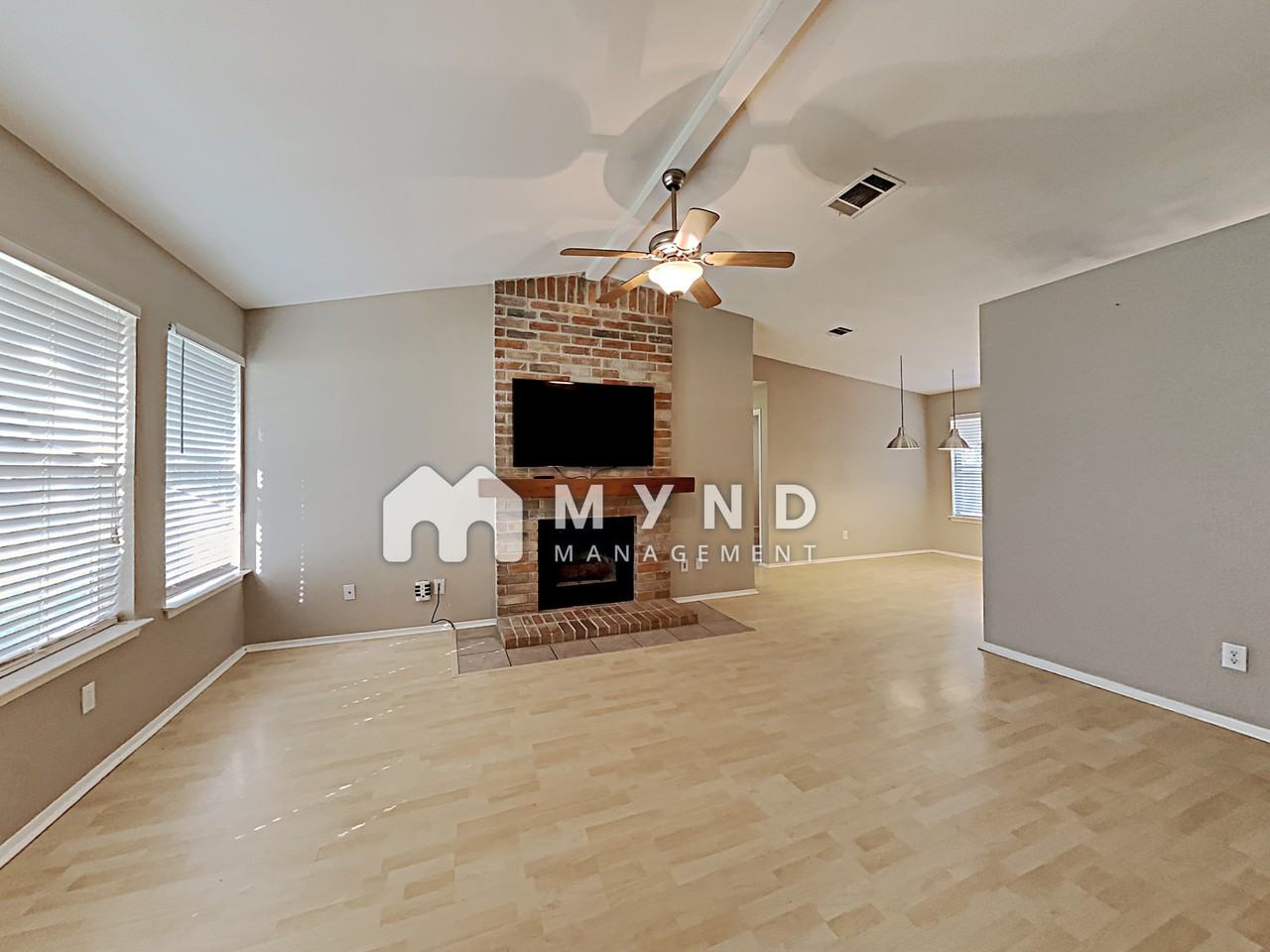 6918 Dallas Dr - Photo 2 of 23