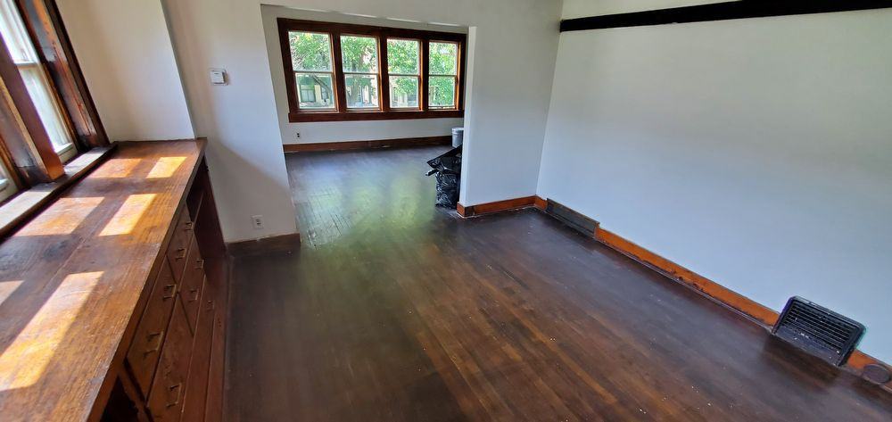 2550 N 38th St - Photo 2 of 4