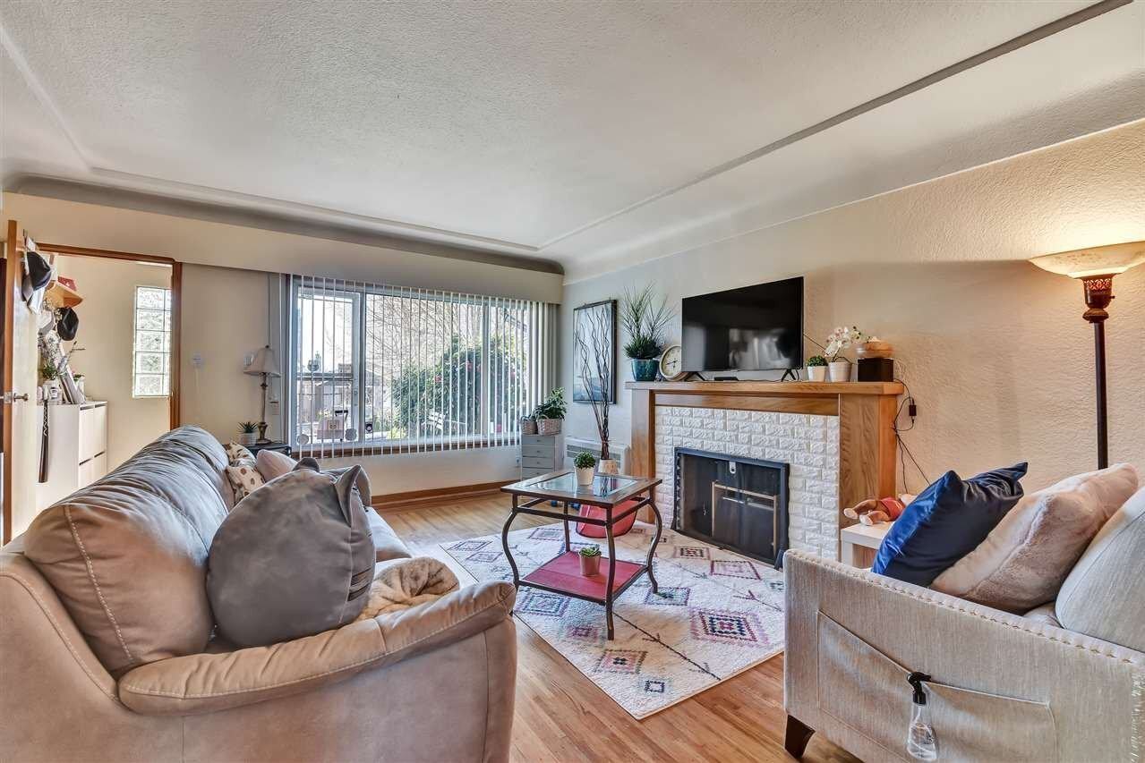 473 East 54th Avenue - Photo 3 of 18