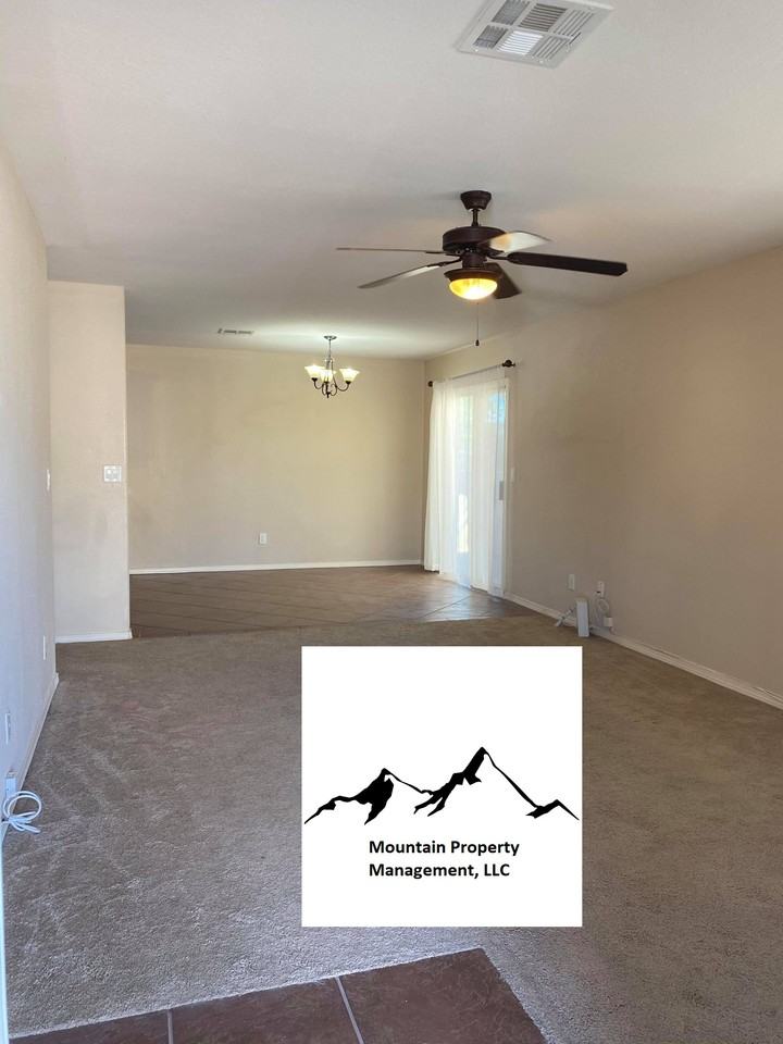 14218 Trigger Rock Lane - Photo 2 of 19