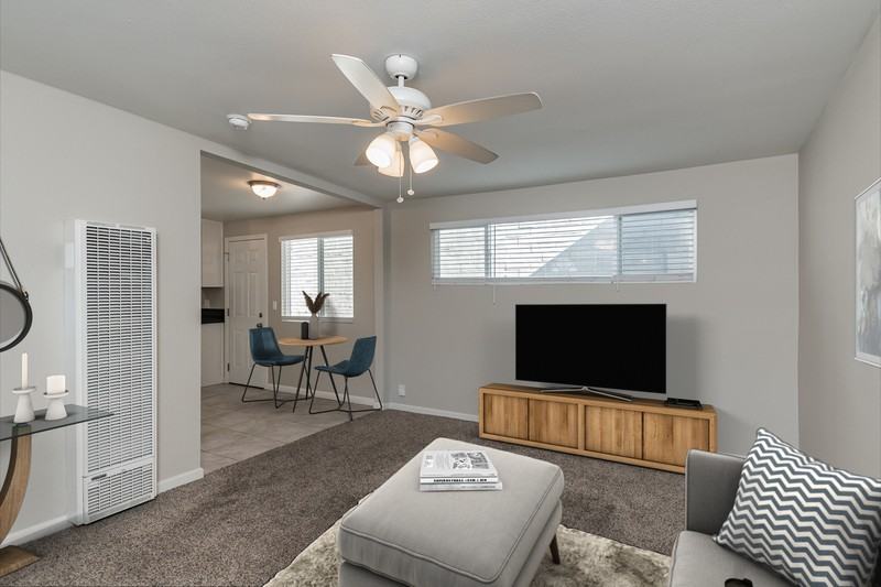 10615 California Ave - Photo 2 of 19