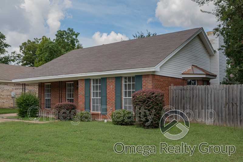 7419 Brampton Ln - Photo 5 of 41