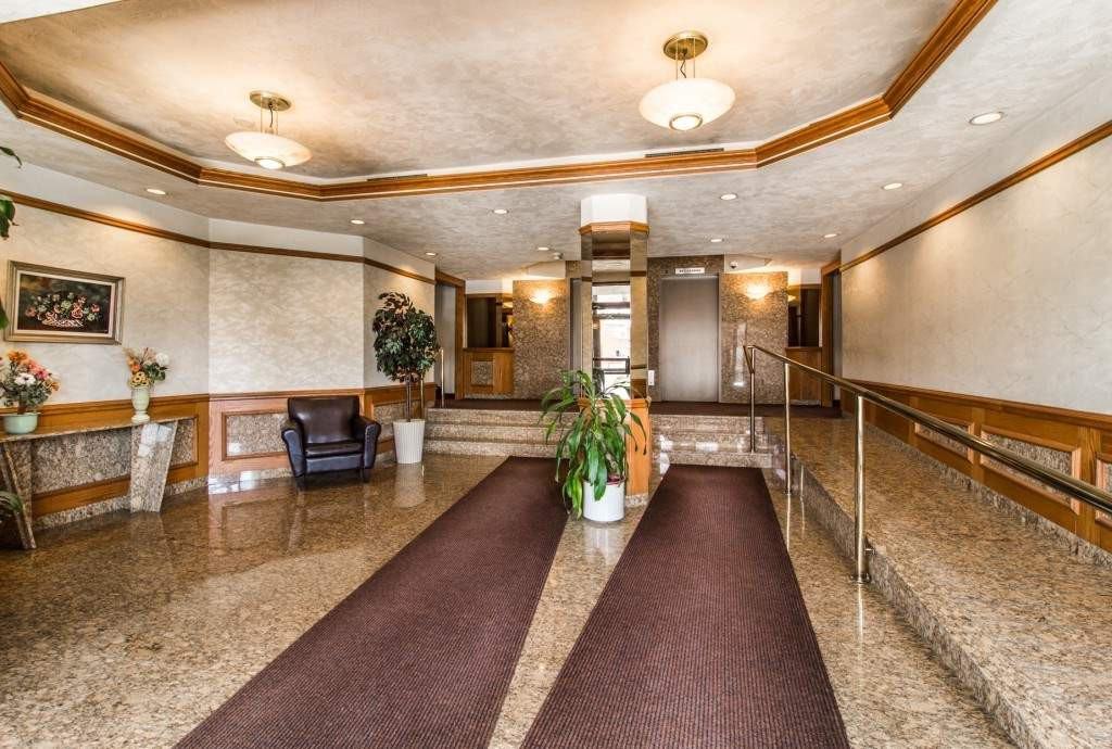 Jardins Portobello Apartments 2555 Rue Modugno, SaintLaurent, QC H4R