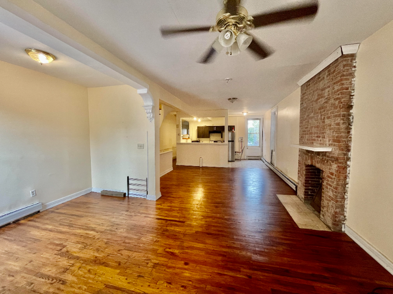 334 Pacific Ave #2H - Photo 2 of 8