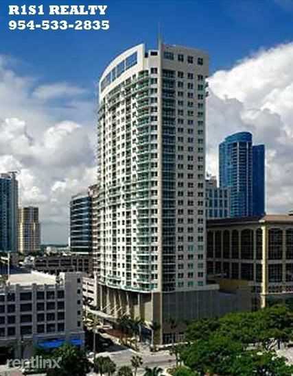 350 SE 2nd St - Photo 3 of 6