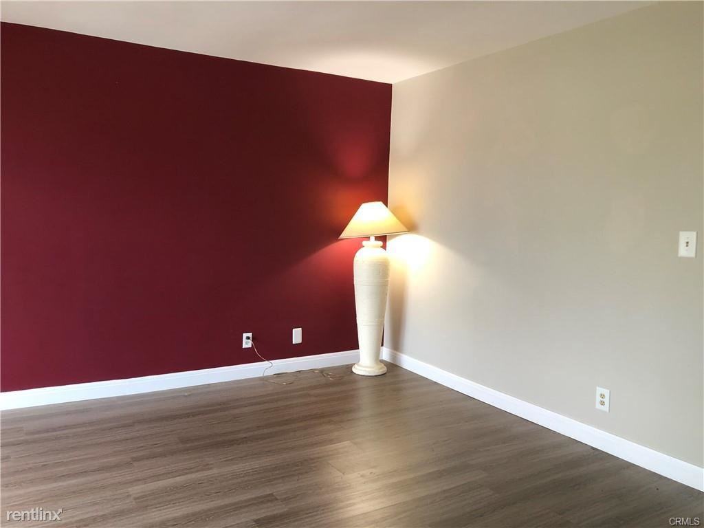 1028 Palo Verde Ave - Photo 2 of 10