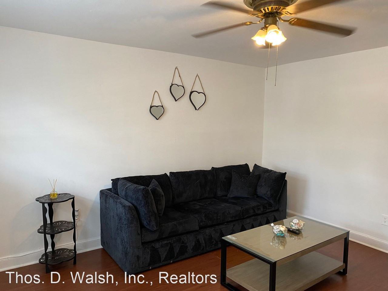 628 19th St NE - Photo 2 of 22