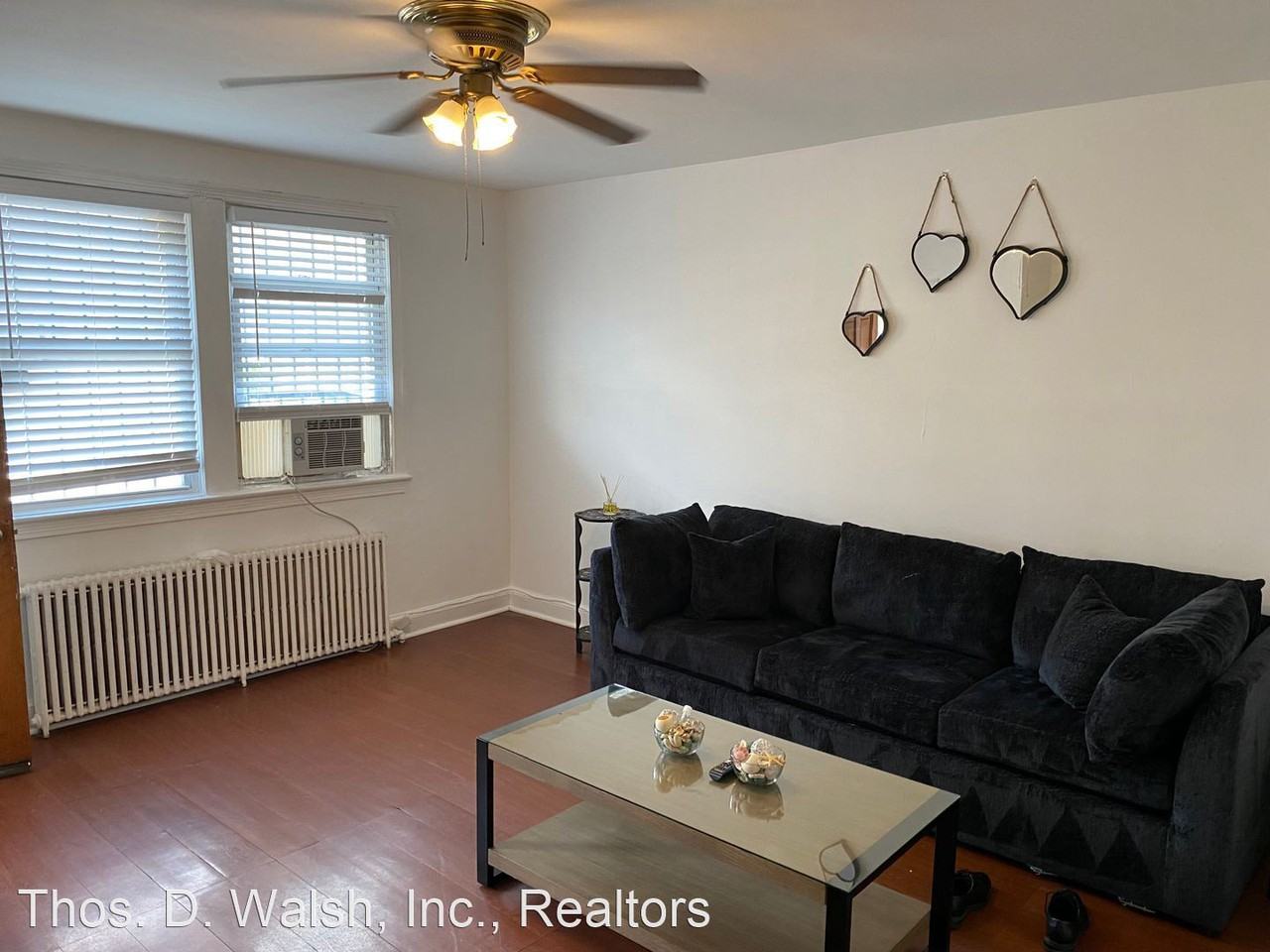 628 19th St NE - Photo 3 of 22