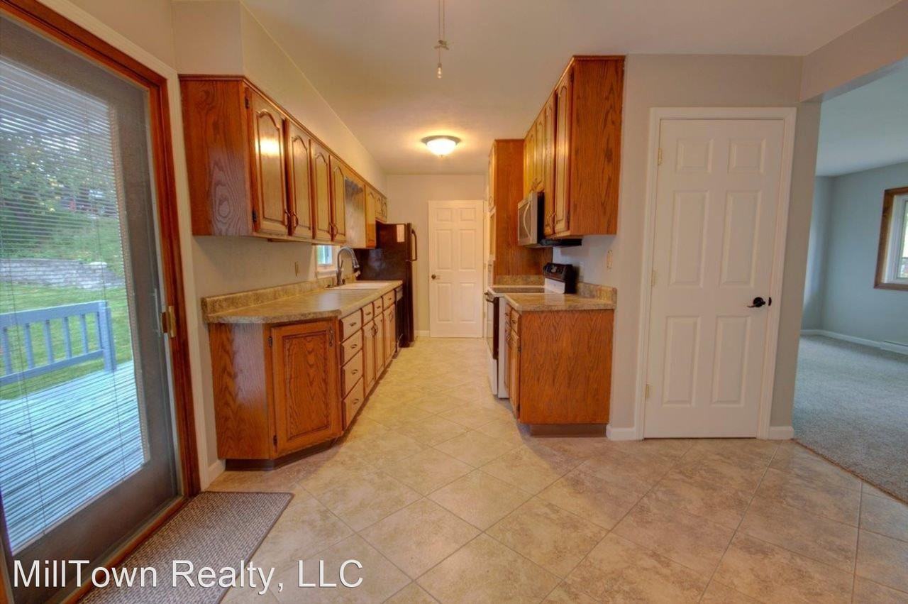 730 16th St - Photo 3 of 41