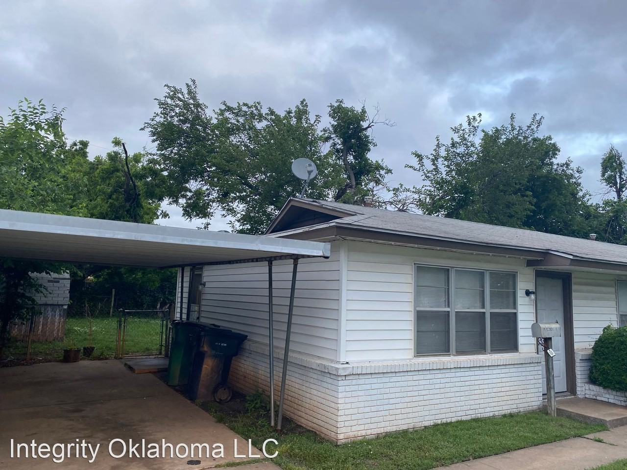 2921 Nw 20th St - Photo 2 of 10