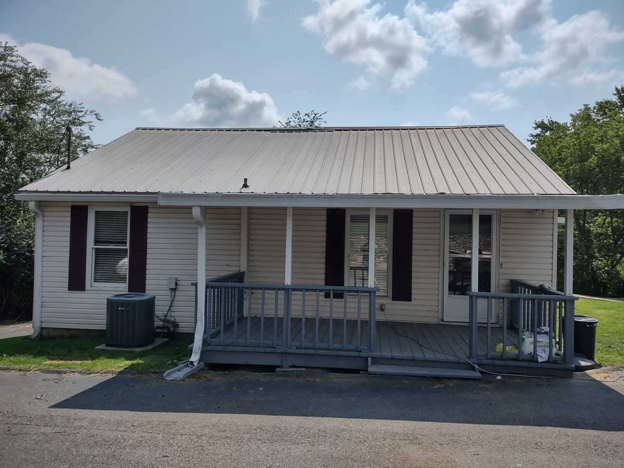 860 Terrace Dr - Photo 2 of 15