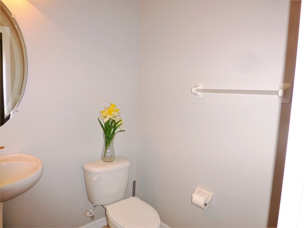 10454 Whittington Ct - Photo 5 of 15