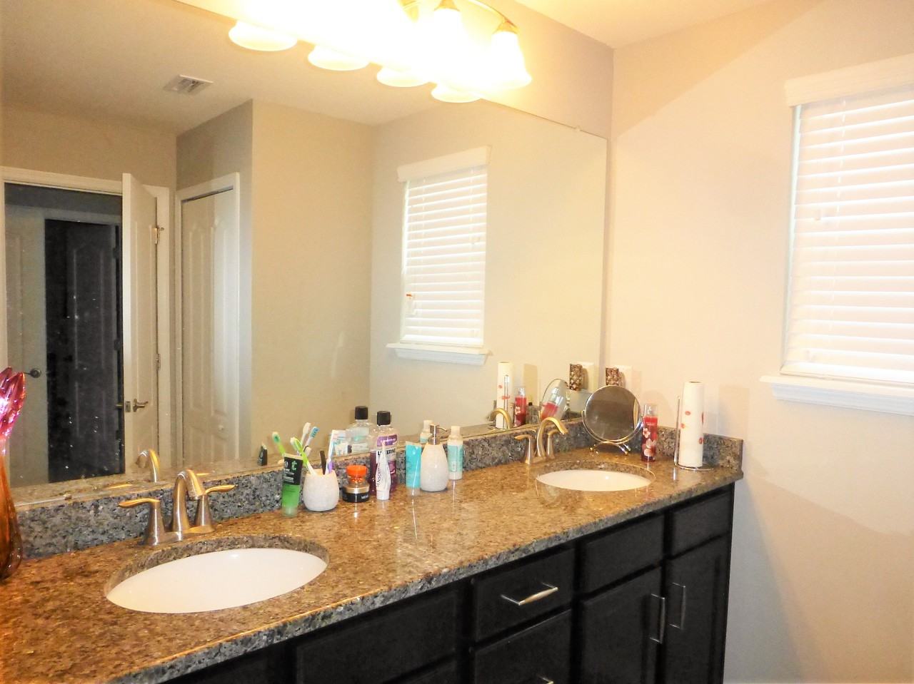 10454 Whittington Ct - Photo 7 of 15