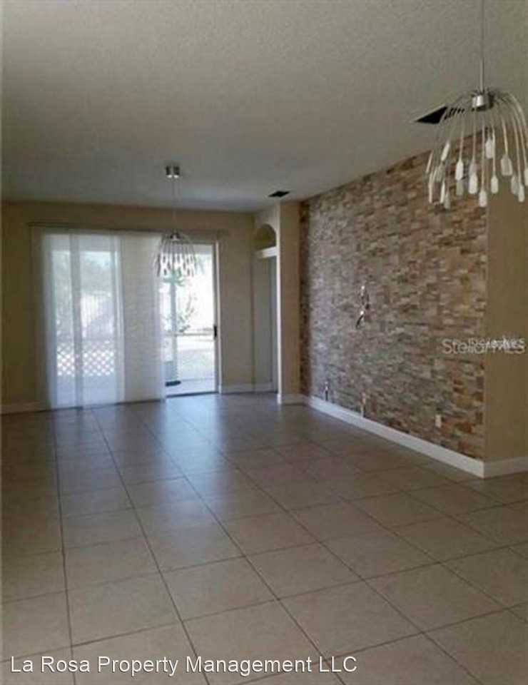 4860 Chalfont Dr - Photo 3 of 6