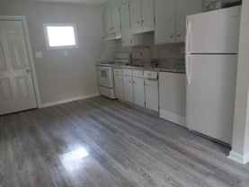 226 N Discovery St - Photo 1 of 1