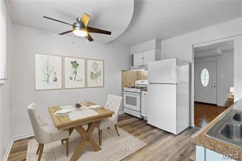 532 Holiday Ave - Photo 3 of 16