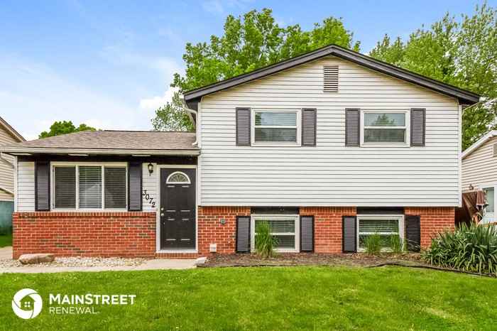 3072 Bennington Ave - Photo 2 of 19