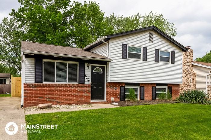 3072 Bennington Ave - Photo 3 of 19