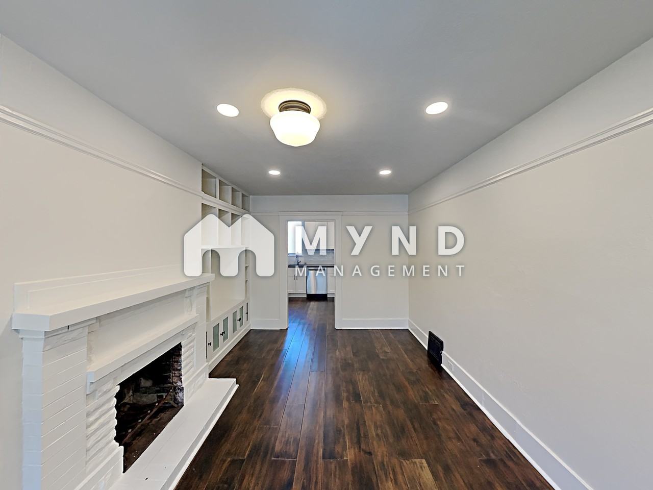 724 Jarboe Ave - Photo 2 of 19