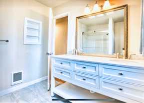 3720 W Grandview Ave #B - Photo 1 of 1