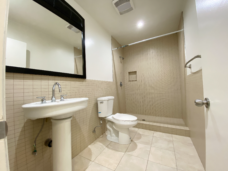 3202 Santa Monica Boulevard - Photo 5 of 14