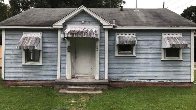 600 Crosley St #1 - Photo 3 of 11