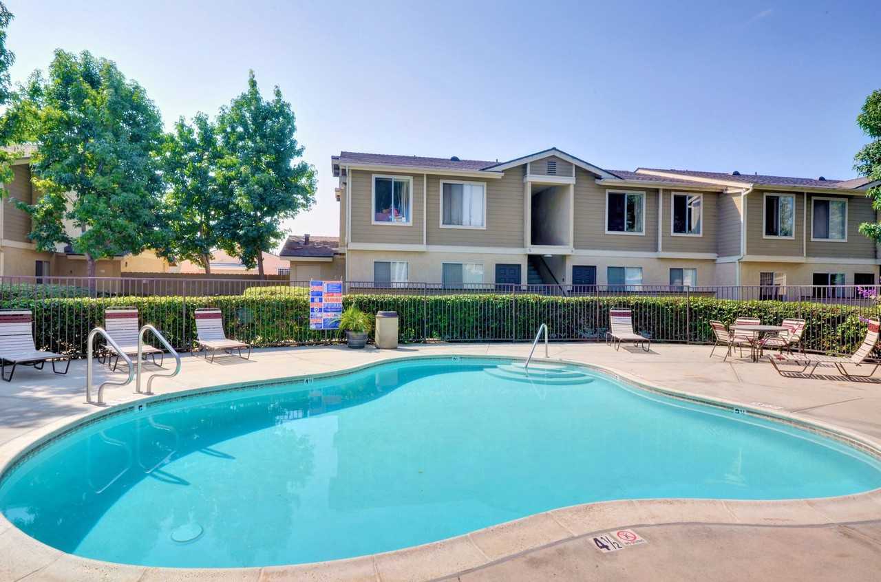 2285 Palm Ave #152