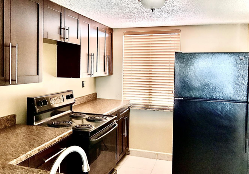 9915 W Okeechobee Rd - Photo 5 of 5