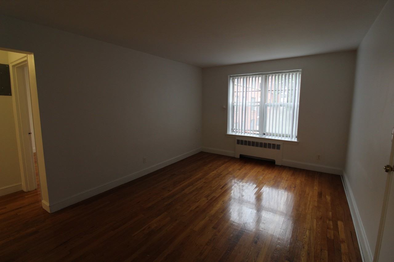 Harvard Street - Photo 3 of 7