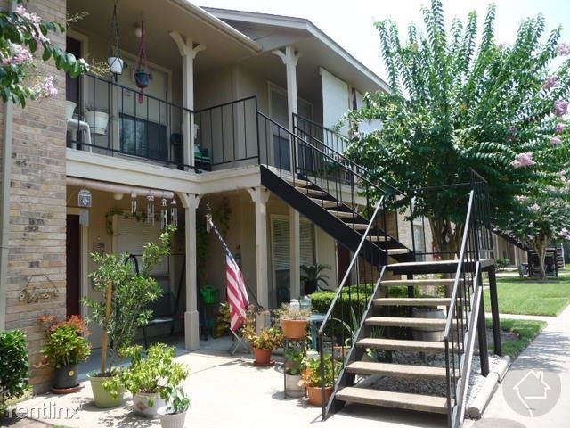 Cedar Wood - Photo 3 of 3