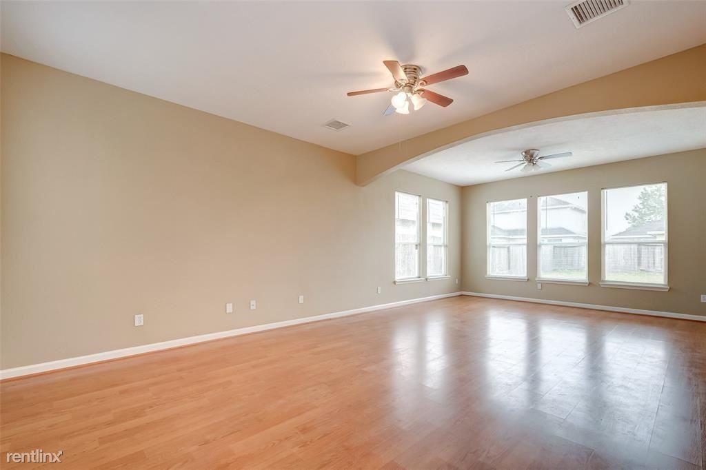 21143 Kenswick Meadows Ct - Photo 3 of 18