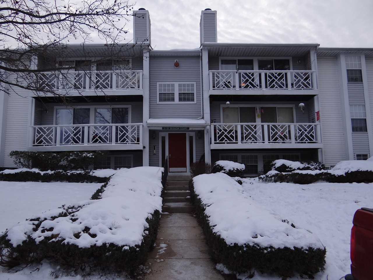 11 Sequoia Ct - Photo 2 of 9