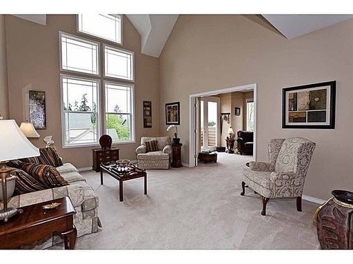 13684 SW Michelle Ct - Photo 2 of 15