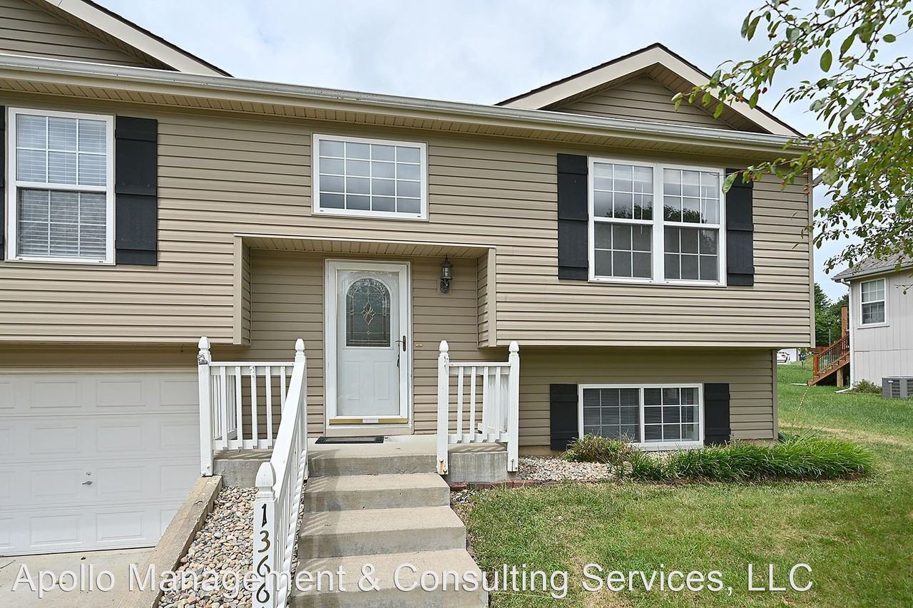 13660 Hunter Dr - Photo 2 of 31