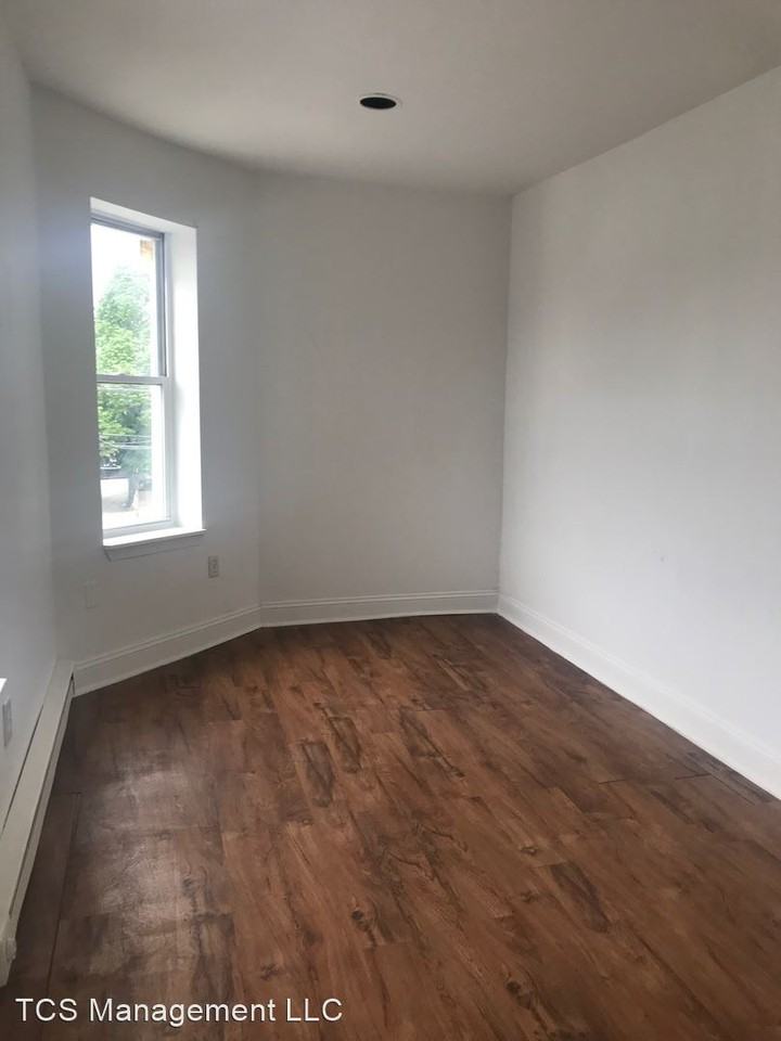 5634 Sprague St. - Photo 2 of 6