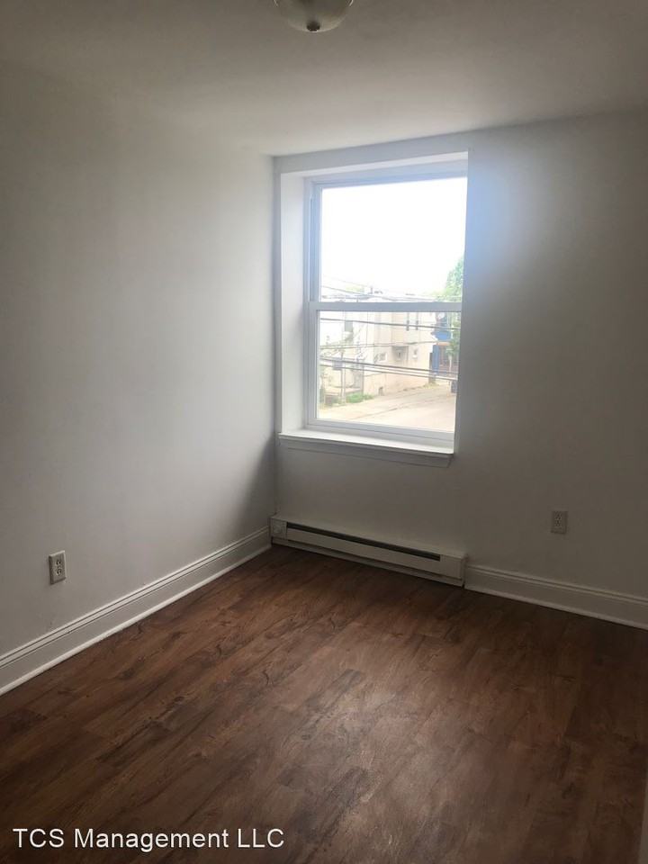 5634 Sprague St. - Photo 3 of 6